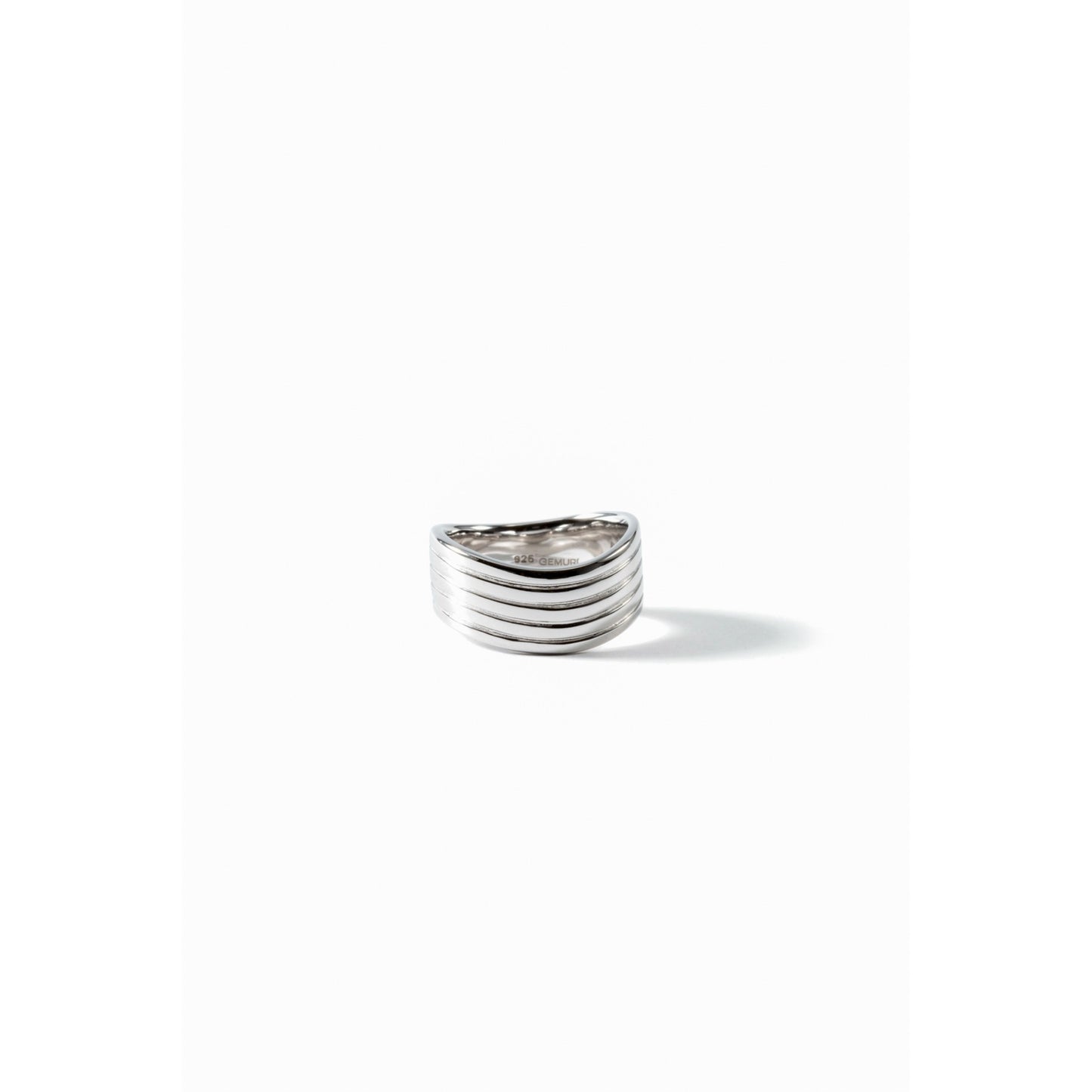 Sculpted Wave Band – 18K White Gold Plated